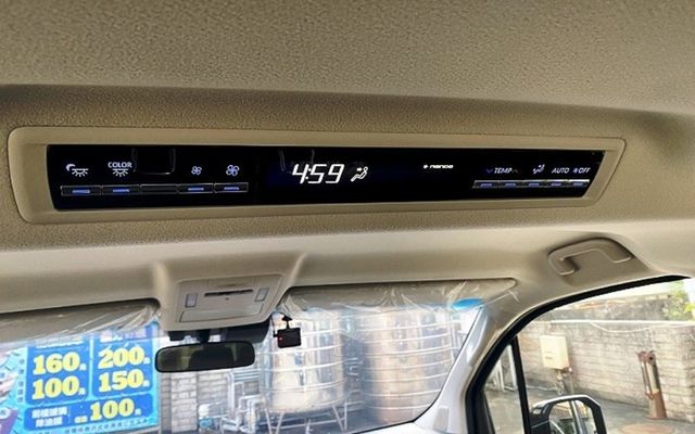 TOYOTA豐田 GRANVIA  第23張相片
