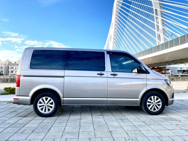 VOLKSWAGEN福斯 T6 MULTIVAN  第3張相片