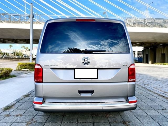 VOLKSWAGEN福斯 T6 MULTIVAN  第7張相片