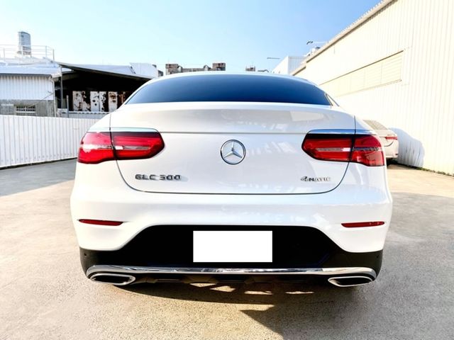 M-BENZ賓士 GLC300 AMG COUPE  第4張相片