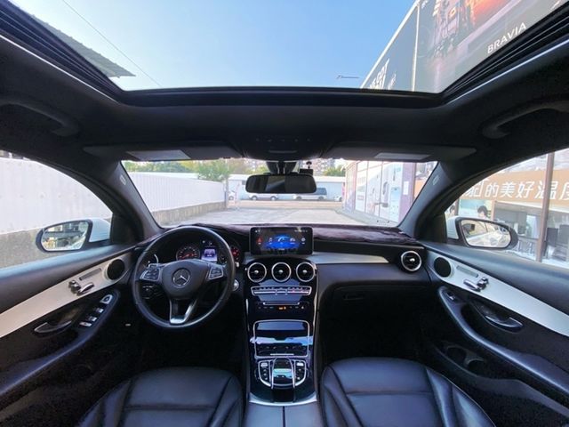M-BENZ賓士 GLC300 AMG COUPE  第5張相片