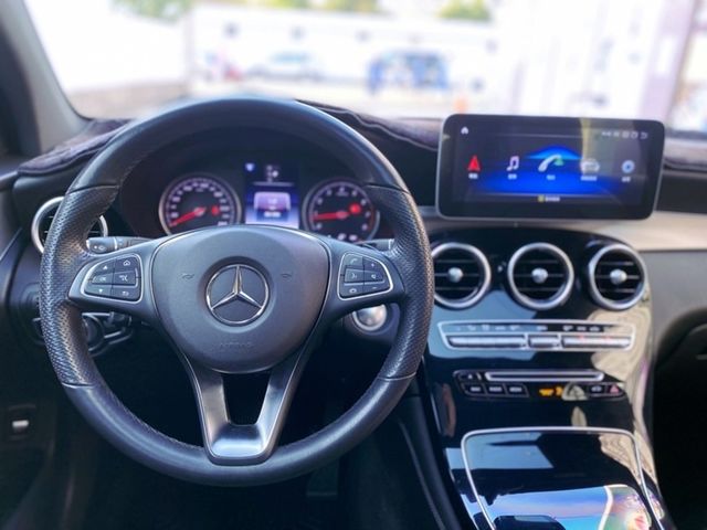M-BENZ賓士 GLC300 AMG COUPE  第12張相片