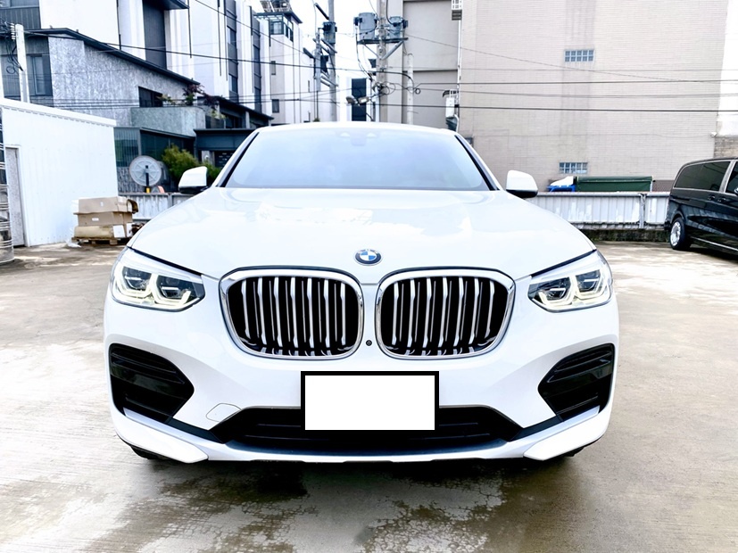 2021式 X4 xDrive20i 白金領航版 選配M款運動套件 全數位液晶儀錶 抬頭顯示 HK音響 5AT全智慧駕駛  第2張相片