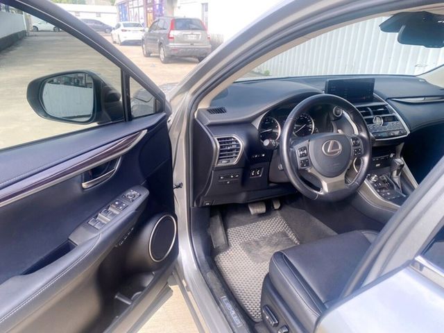 LEXUS凌志 NX300  第10張相片