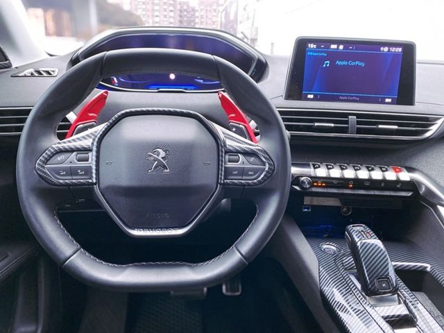 PEUGEOT寶獅 5008  第12張相片