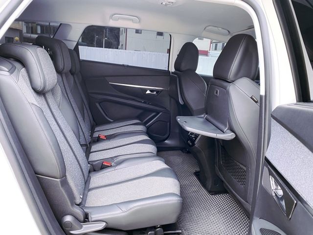 PEUGEOT寶獅 5008  第13張相片