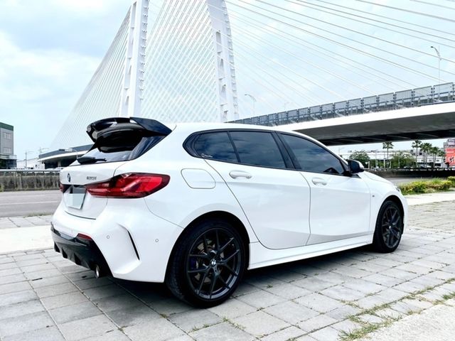 BMW寶馬 120I  第2張相片
