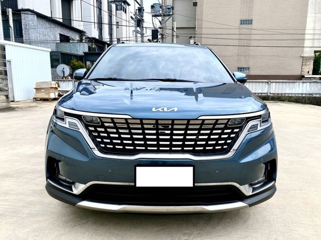 KIA起亞 CARNIVAL  第3張相片