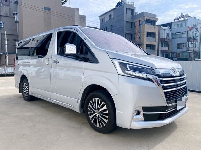 TOYOTA豐田 GRANVIA  第2張相片