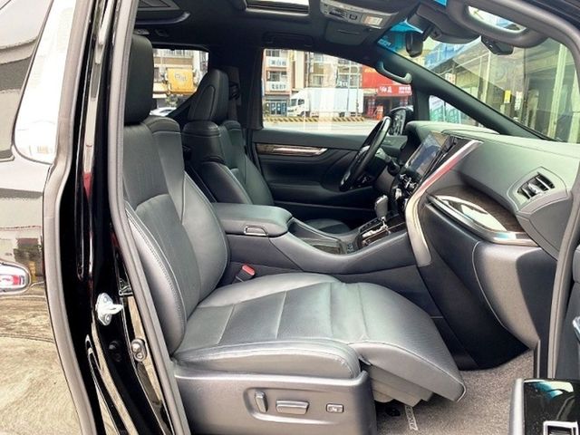 TOYOTA豐田 ALPHARD  第11張相片