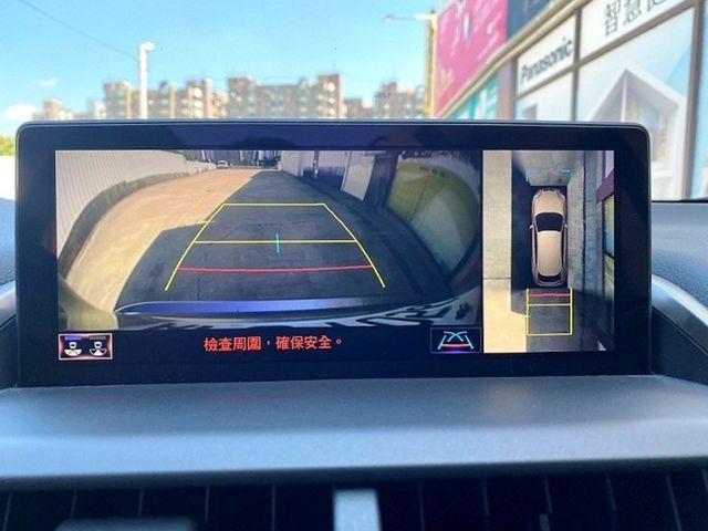 LEXUS凌志 NX300H  第7張相片