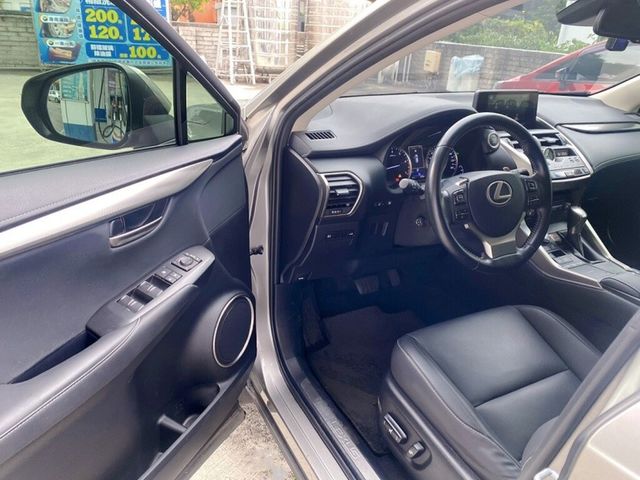 LEXUS凌志 NX200  第8張相片