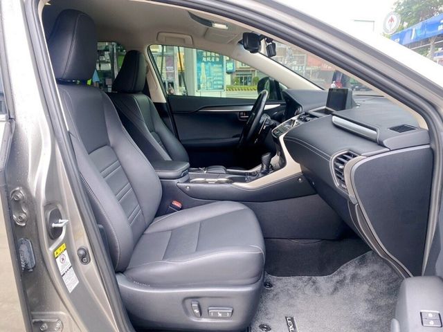 LEXUS凌志 NX200  第11張相片