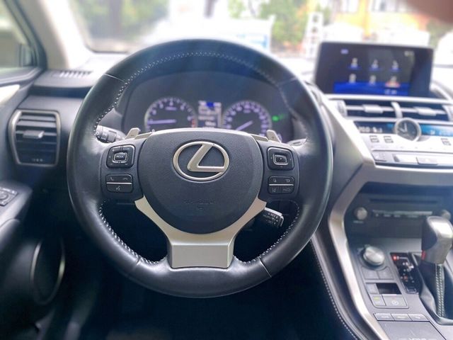 LEXUS凌志 NX200  第13張相片