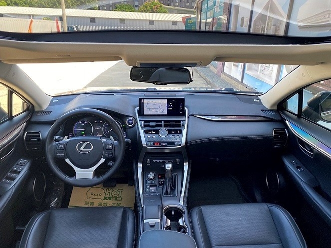 2020 NX300h 旗艦版 全新小改款 三眼式LED頭燈 全景天窗 冷熱通風座椅 CarPlay  第5張相片