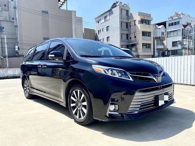 旗艦LIMITED 全新小改款 ACC自動跟車 8速300匹新式引擎 360環景 全景雙天窗  第19張相片