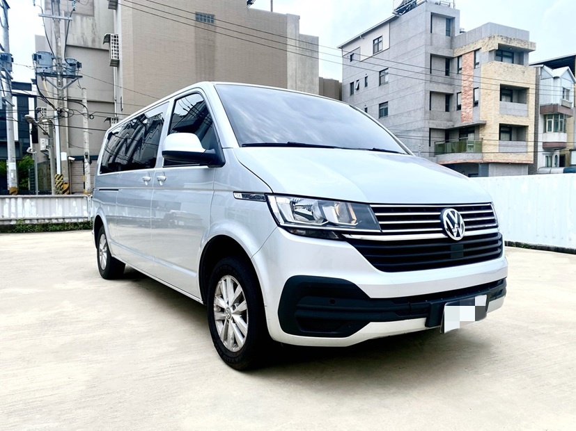 2022 VW T6.1 Caravelle 150p 3+3+3 長軸9人座 旅遊商務首選！  第2張相片