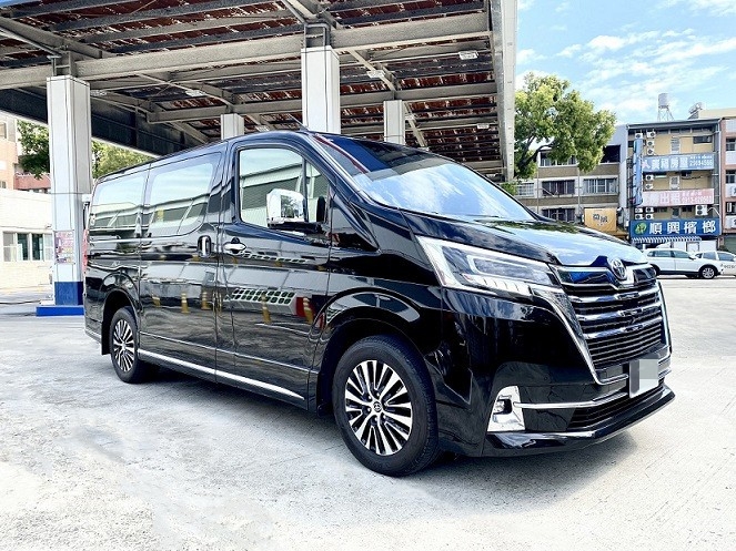2021 GRANVIA 6人座旗艦版 長軸ALPHARD 市場超低里程 僅跑7千 完全新車車況！  第17張相片