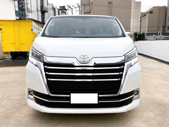 TOYOTA豐田 GRANVIA  第3張相片