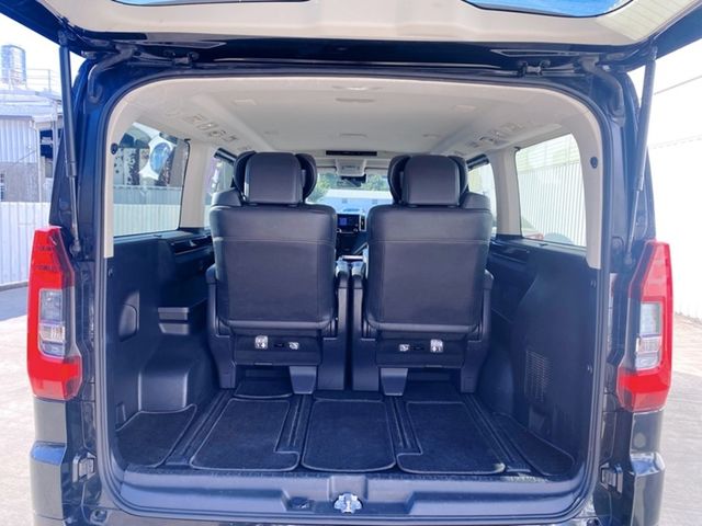 TOYOTA豐田 GRANVIA  第17張相片