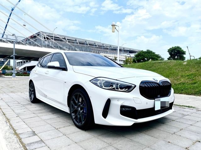 BMW寶馬 120I  第17張相片