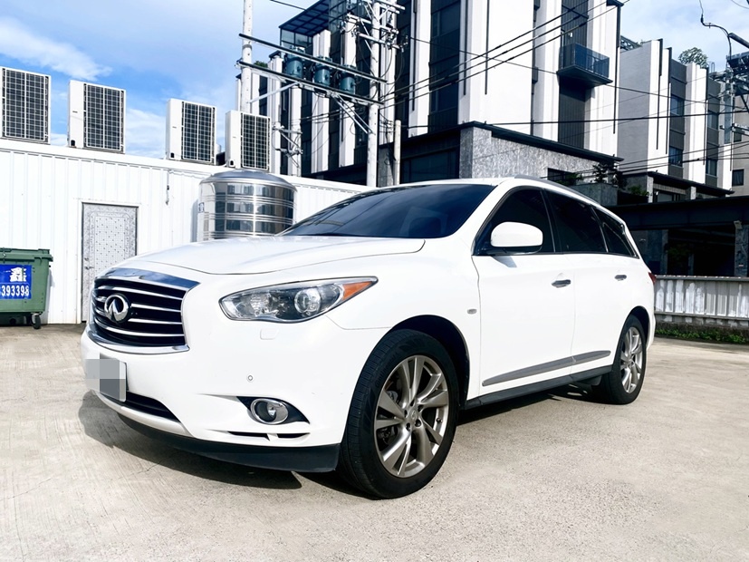 福利標釋出！2013 JX35 AWD 旗艦款 全程原廠保養 原鈑件無待修 車況保證！  第1張相片