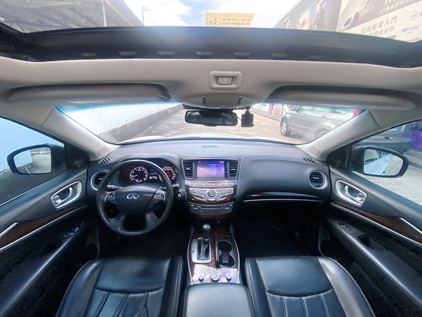 福利標釋出！2013 JX35 AWD 旗艦款 全程原廠保養 原鈑件無待修 車況保證！  第5張相片