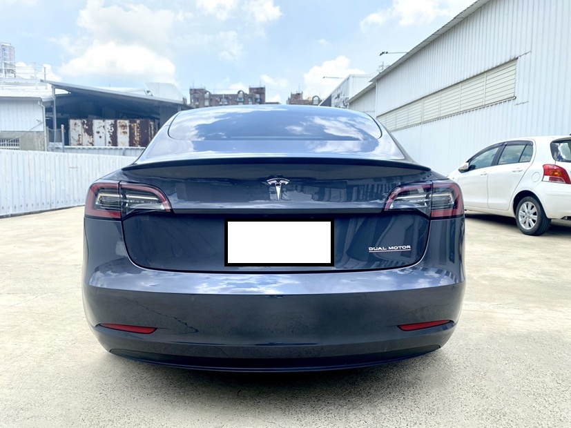 2022 Performance 新式AMD晶片 FSD全套自動駕駛 CCS2快充 原廠保固中！  第11張相片