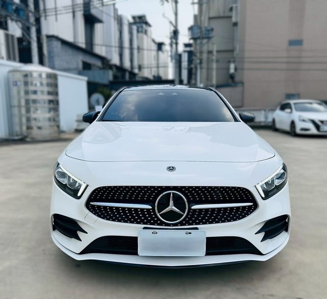 M-BENZ賓士 A220  第3張相片