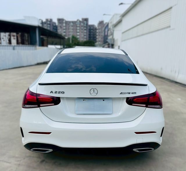 M-BENZ賓士 A220  第4張相片