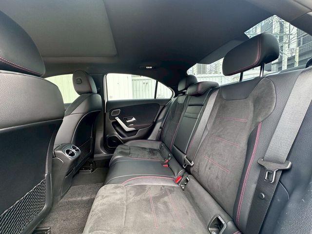 M-BENZ賓士 A220  第6張相片