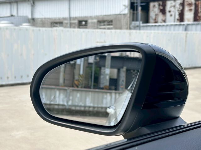 M-BENZ賓士 A220  第14張相片