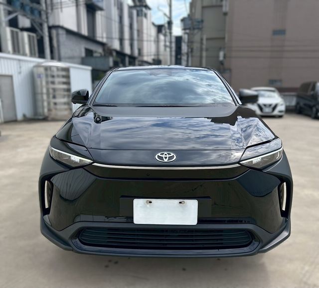 TOYOTA豐田 BZ4X  第3張相片
