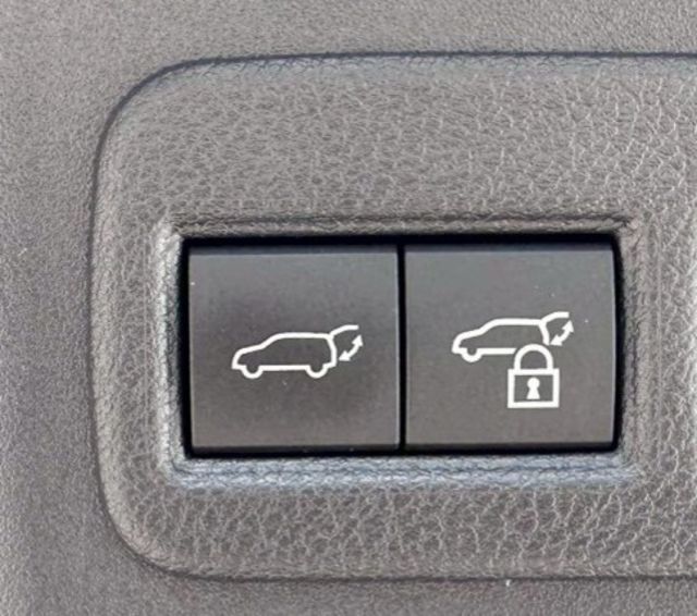 TOYOTA豐田 BZ4X  第16張相片