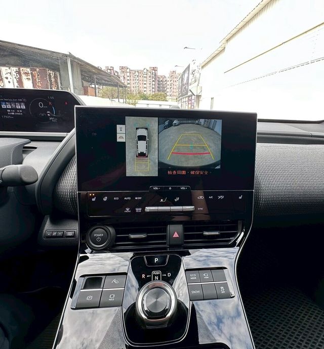 TOYOTA豐田 BZ4X  第10張相片