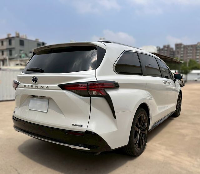 TOYOTA豐田 SIENNA  第2張相片