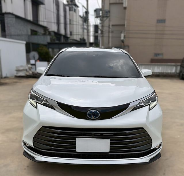 TOYOTA豐田 SIENNA  第3張相片