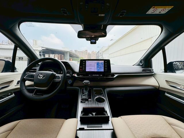 TOYOTA豐田 SIENNA  第5張相片
