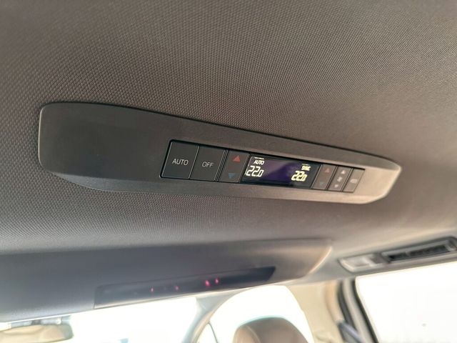 TOYOTA豐田 SIENNA  第18張相片