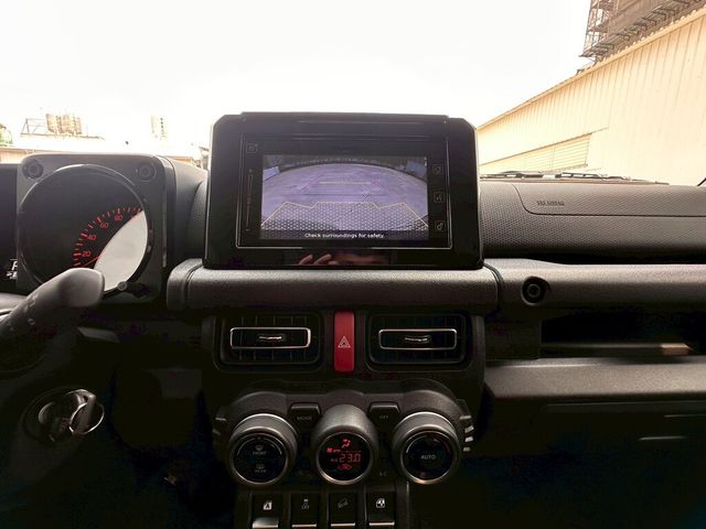 SUZUKI鈴木 JIMNY  第11張相片