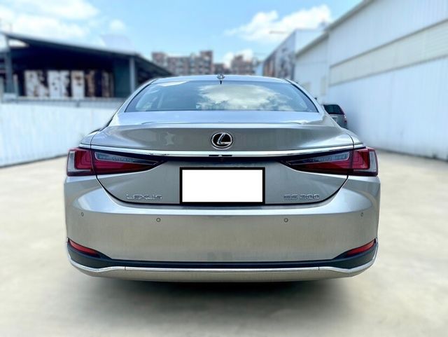 LEXUS凌志 ES200  第4張相片