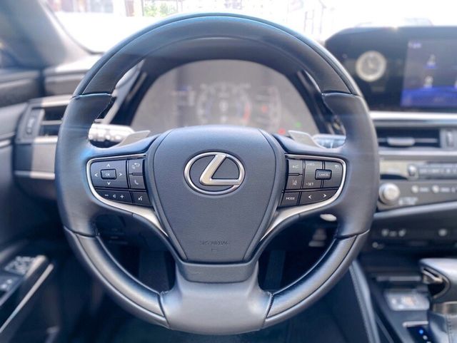 LEXUS凌志 ES200  第9張相片