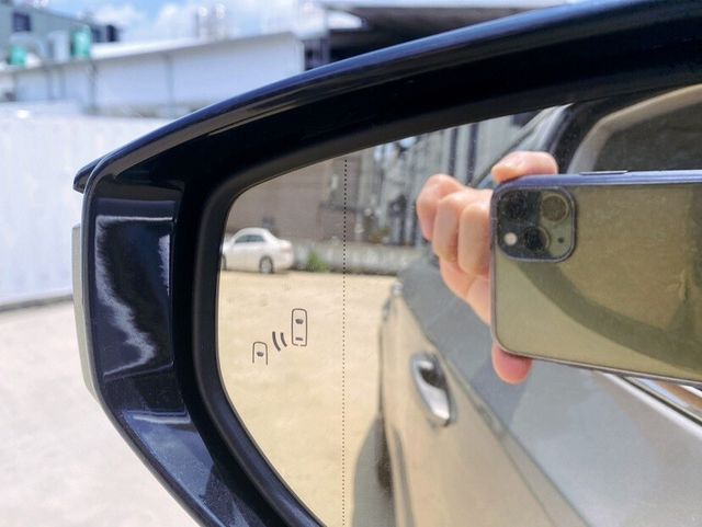 LEXUS凌志 ES200  第11張相片