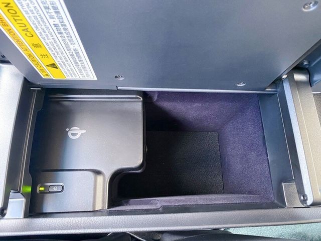 LEXUS凌志 ES200  第13張相片