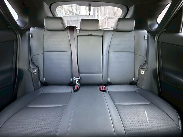 TOYOTA豐田 BZ4X  第8張相片