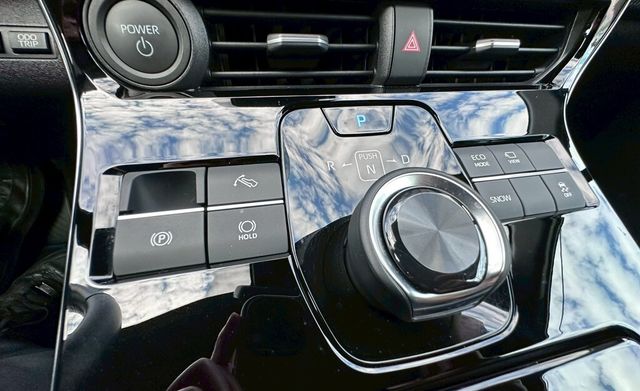 TOYOTA豐田 BZ4X  第10張相片