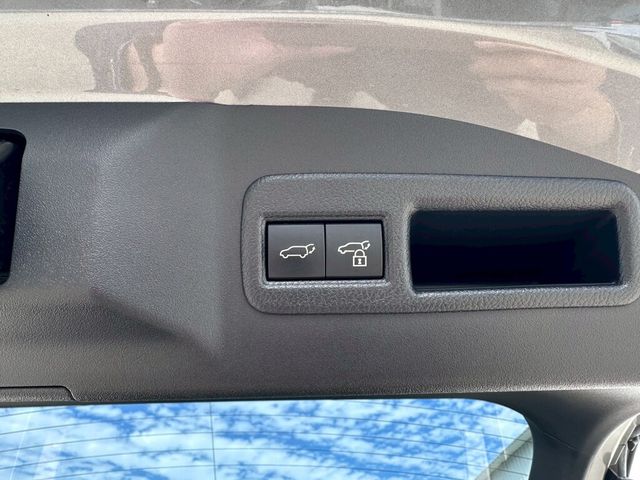 TOYOTA豐田 BZ4X  第17張相片