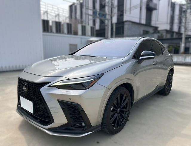 LEXUS凌志 NX450H+  第1張相片