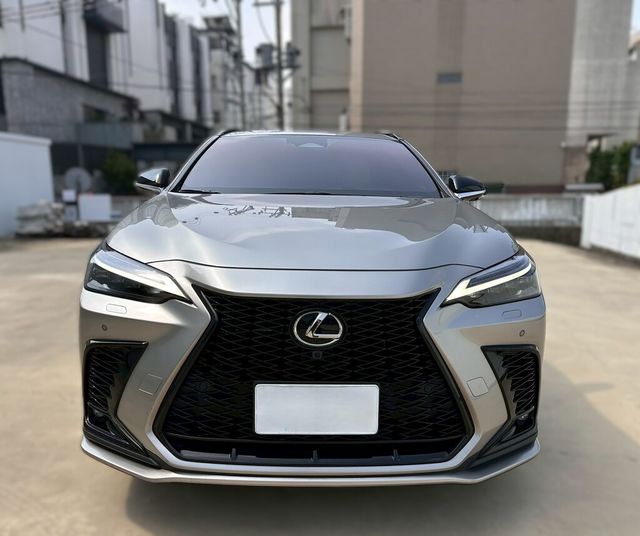 LEXUS凌志 NX450H+  第3張相片