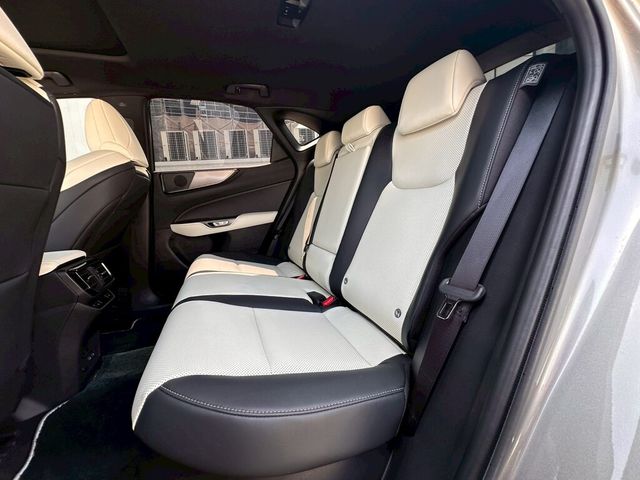 LEXUS凌志 NX450H+  第7張相片